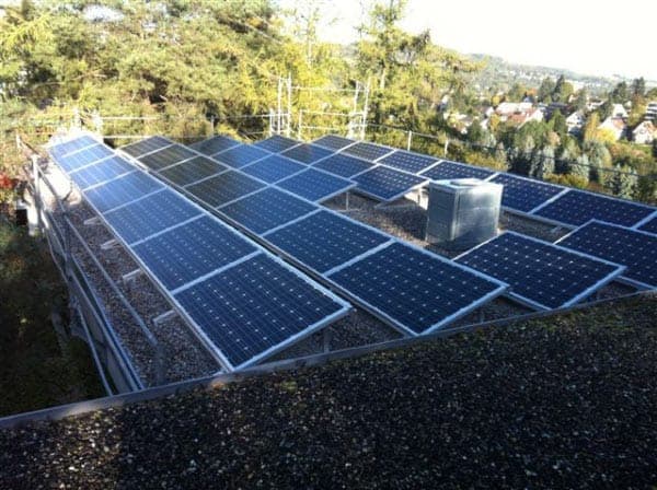 Leimgrubenweg – PV-Anlage auf Flachdach – Riehen